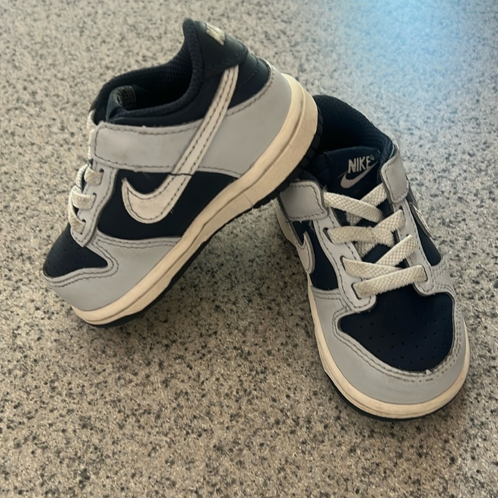 Nike toddler dunk sz 4.5 Carolina blue